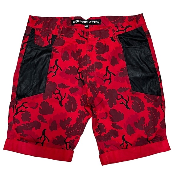 Men’s Red Camo Shorts Size 40 - Picture 1 of 5